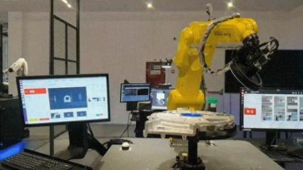 機(jī)械臂搬進(jìn)了寫字樓？它們正以「億」倍速加速工業(yè)自動(dòng)化控制