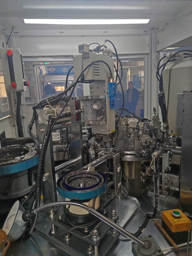 華洋啟動(dòng)“5G+數(shù)字化車間”項(xiàng)目，以工業(yè)自動(dòng)化軟件打造縫配智造新標(biāo)桿